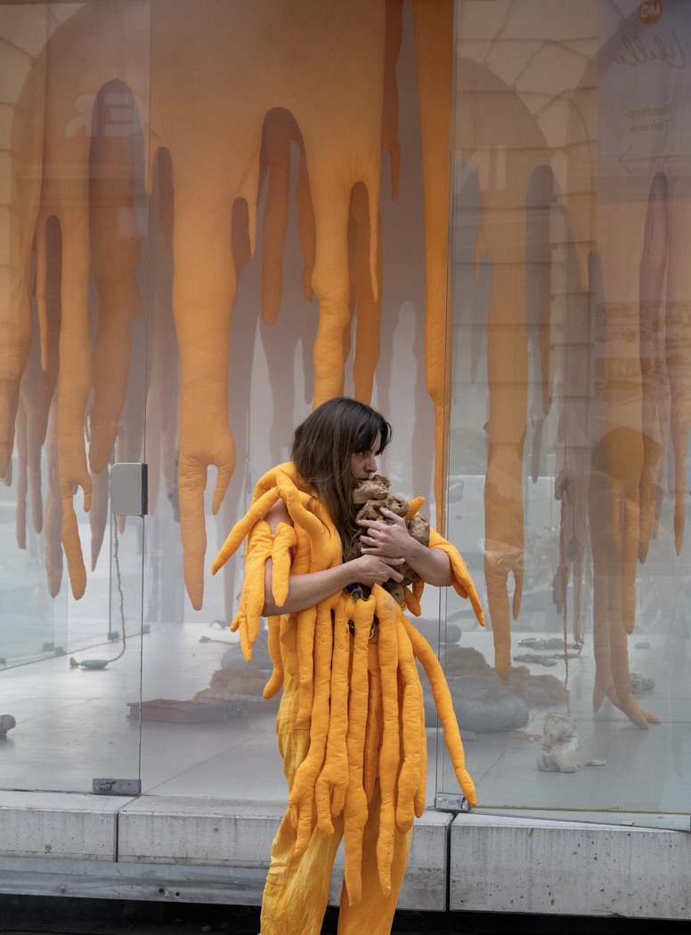 ROOTS OF RESISTANCE – FICTIONS OF SURVIVAL, Opening Sequence MQ ARTBOX Vienna Foto: Simon Veres 2025